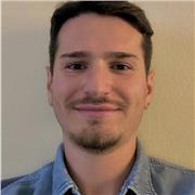Insegnante madrelingua italiana insegna italiano, inglese e cinese.
Esperto nell’ambito d’insegnamento, con di 2 anni di lavoro in una scuola internazionale in Cina e di lezioni private. 
Per qualsiasi informazione, contattatemi!